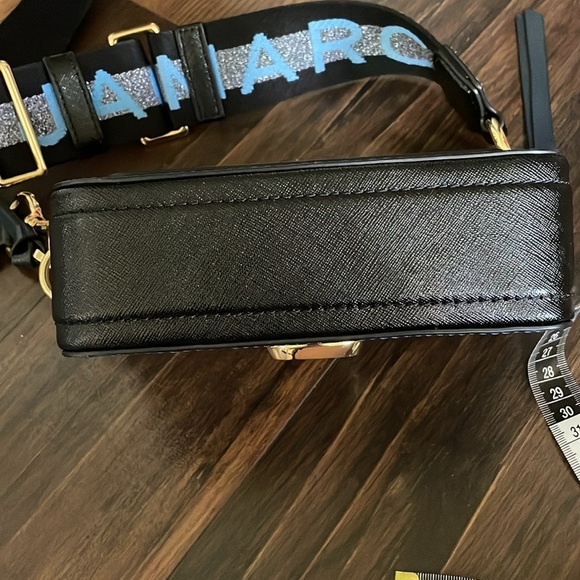 Gorgeous "The Marc Jacob's" Crossbody Bag.  NWOT - Picture 16 of 16